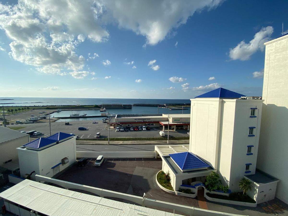 Ginowan Crystal Hotel Eksteriør billede